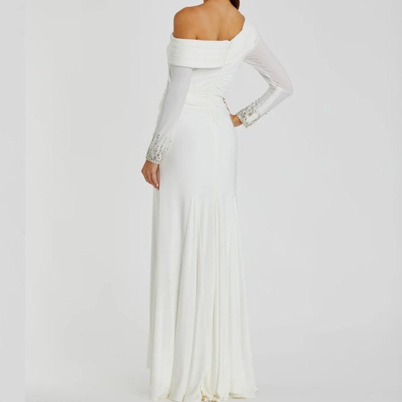Mac Duggal One Shoulder Off the Shoulder Ivory White Gown Long Sleeves w/ Train - Picture 3 of 11